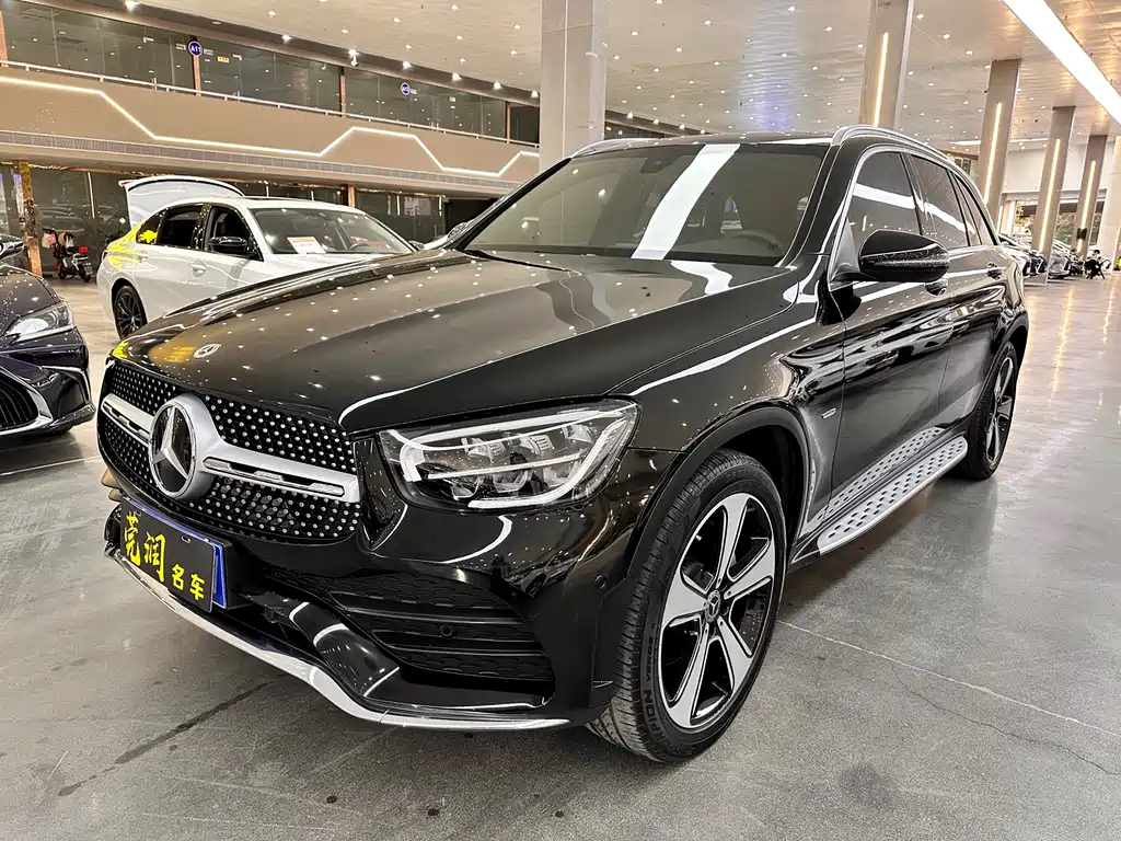 Mercedes-Benz GLC 2023