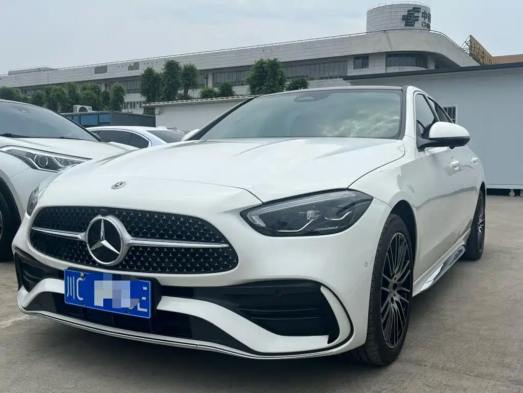 Mercedes-Benz C-Class 2022