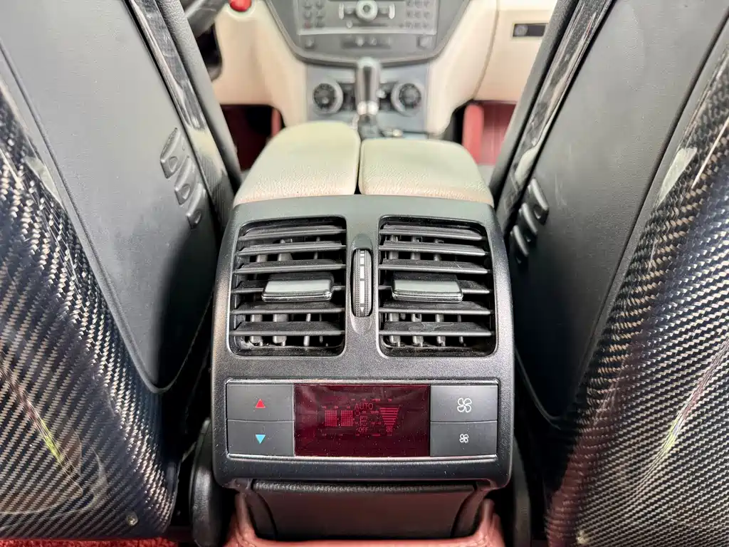 Mercedes-Benz C-Class AMG 2012 — фото 20
