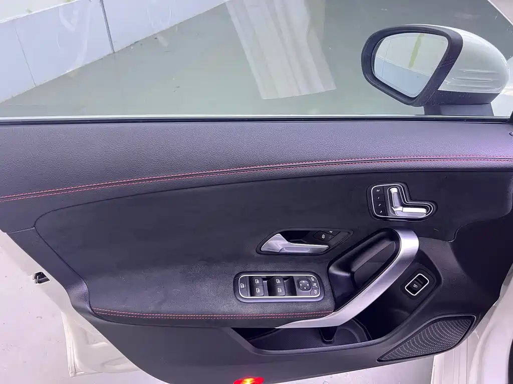 Mercedes-Benz CLA 2022 — фото 5