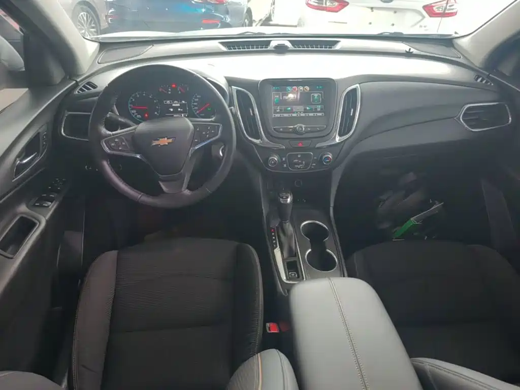 Chevrolet Equinox 2018 — фото 10