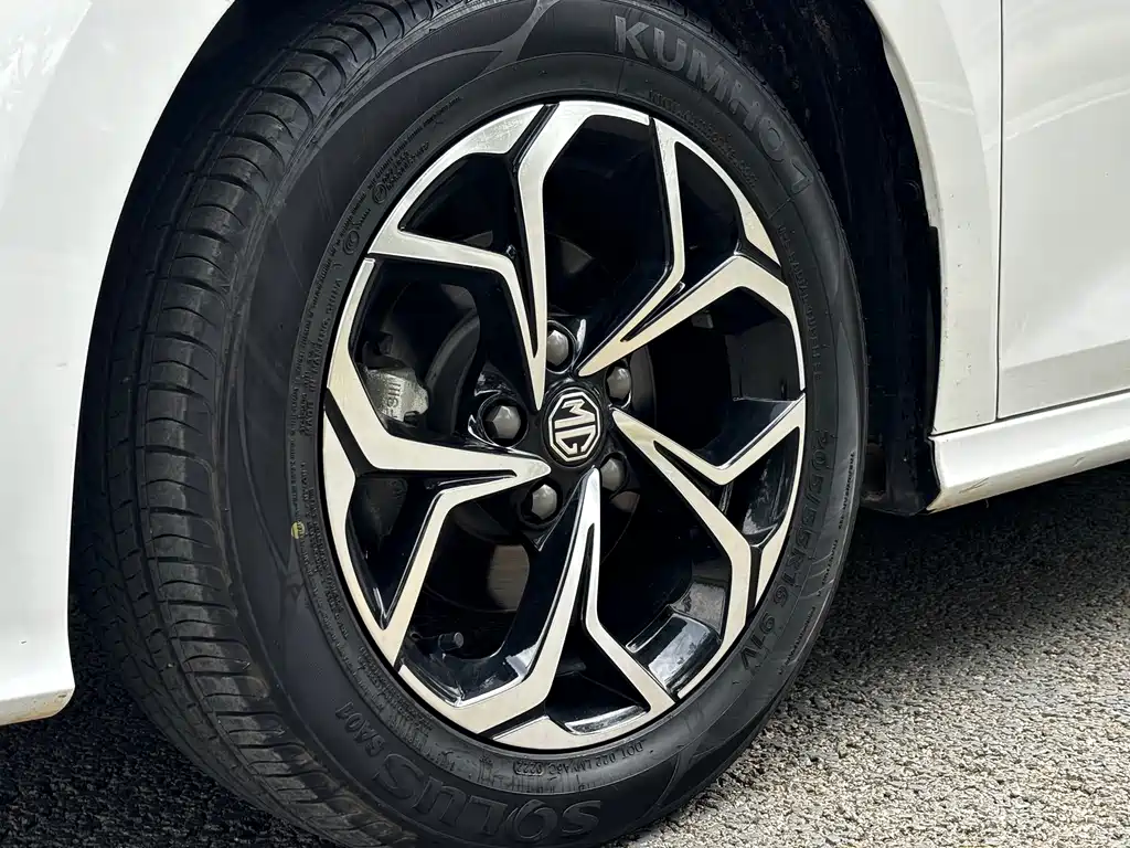 MG 5 2022