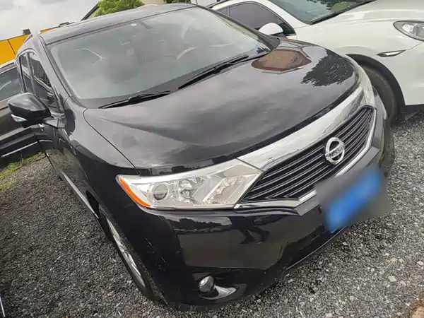 Nissan Quest 2016
