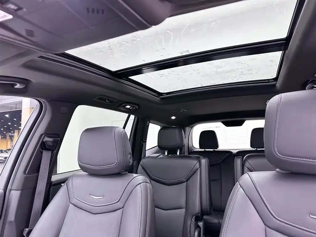Cadillac XT6 2021 — фото 20