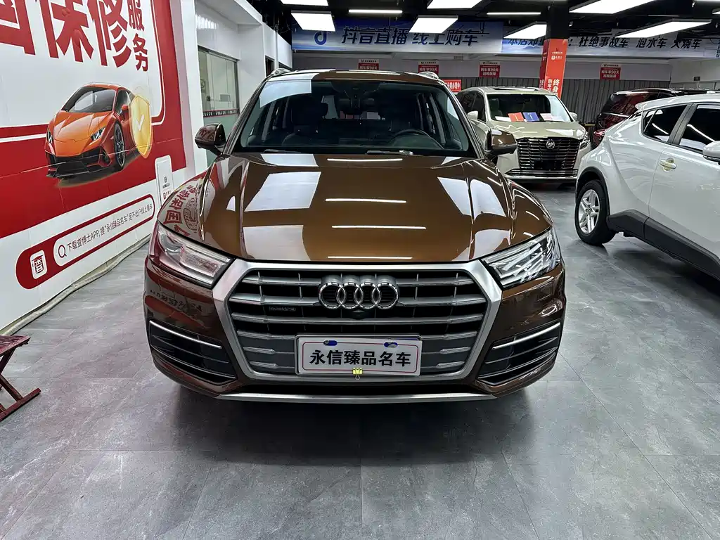 Audi Q5L 2019 — фото 2