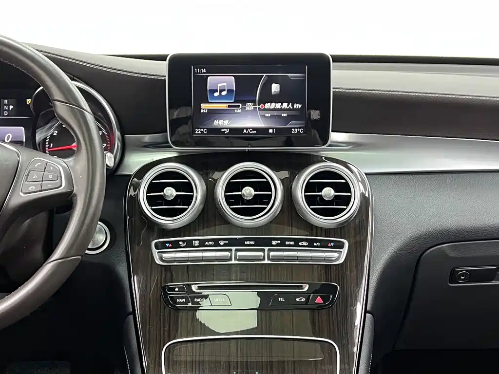 Mercedes-Benz GLC 2018 — фото 23