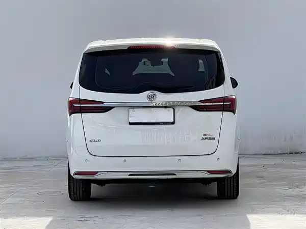 Buick GL8 2024