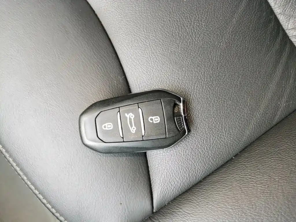 Citroen C4L 2015 — фото 17