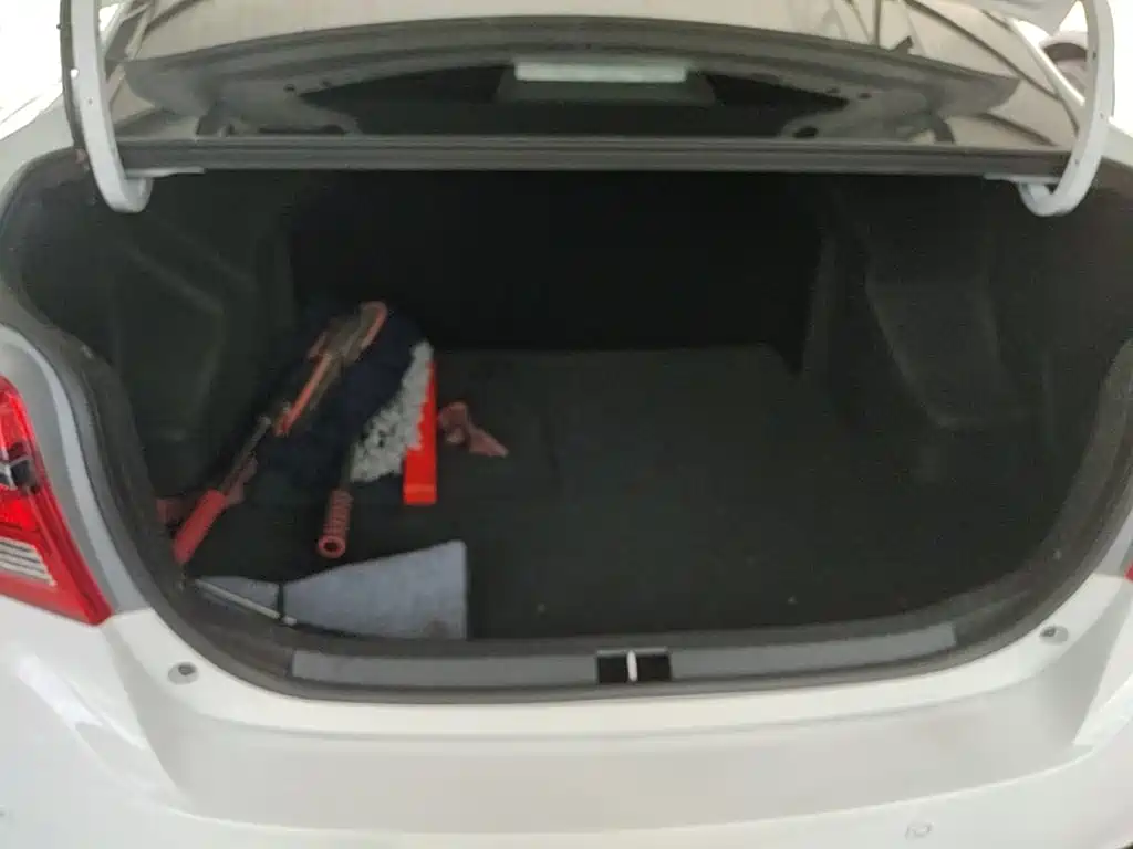 Toyota Yaris L 2021 — фото 19