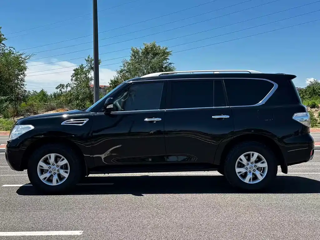Nissan Patrol 2015 — фото 10