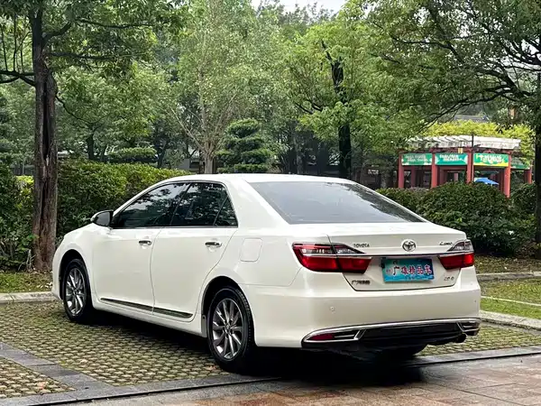 Toyota Camry 2016
