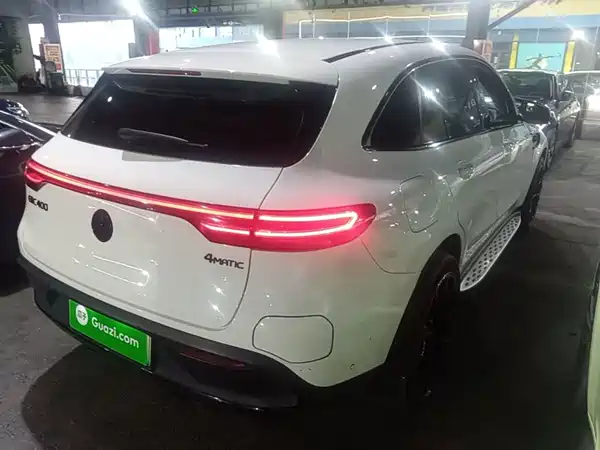 Mercedes-Benz EQC 2021