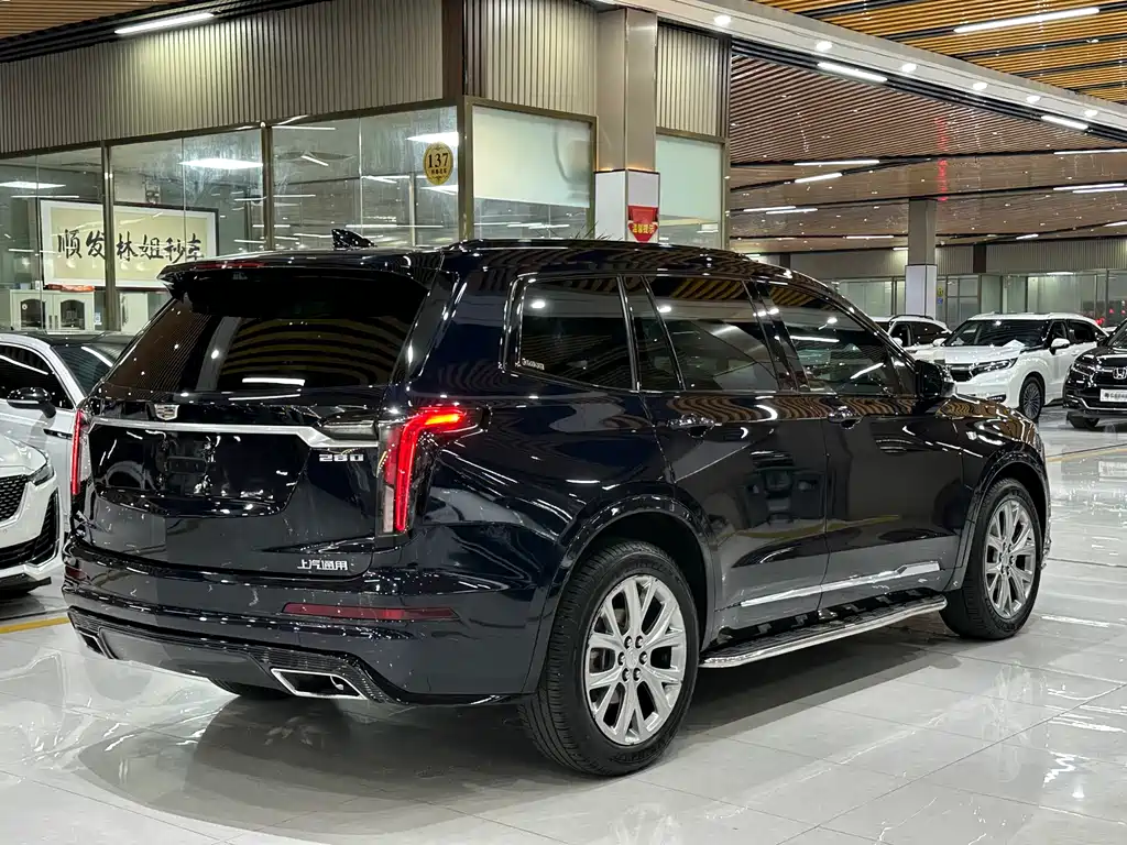 Cadillac XT6 2019 — фото 6