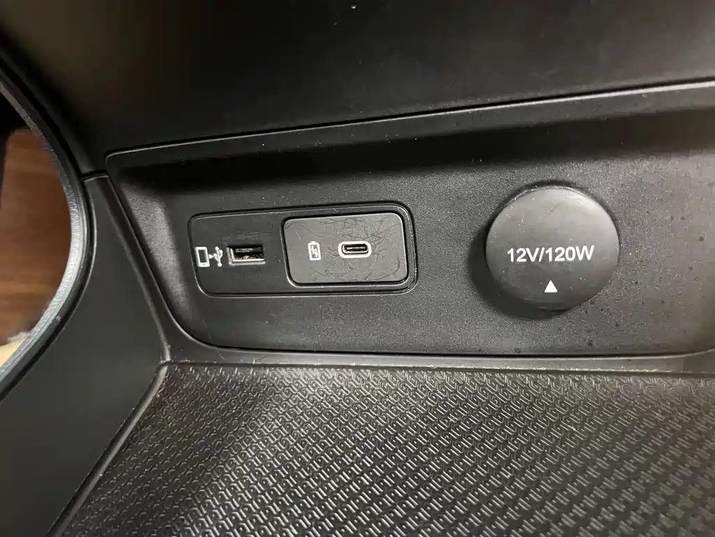 GAC Trumpchi M8 2023 — фото 17