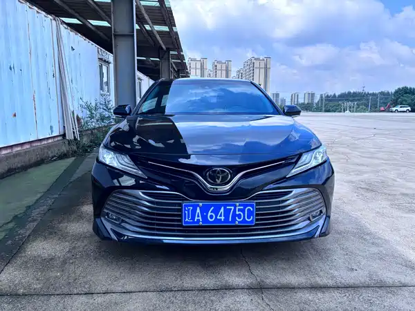 Toyota Camry 2019