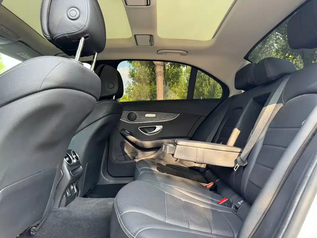 Mercedes-Benz C-Class 2021 — фото 20