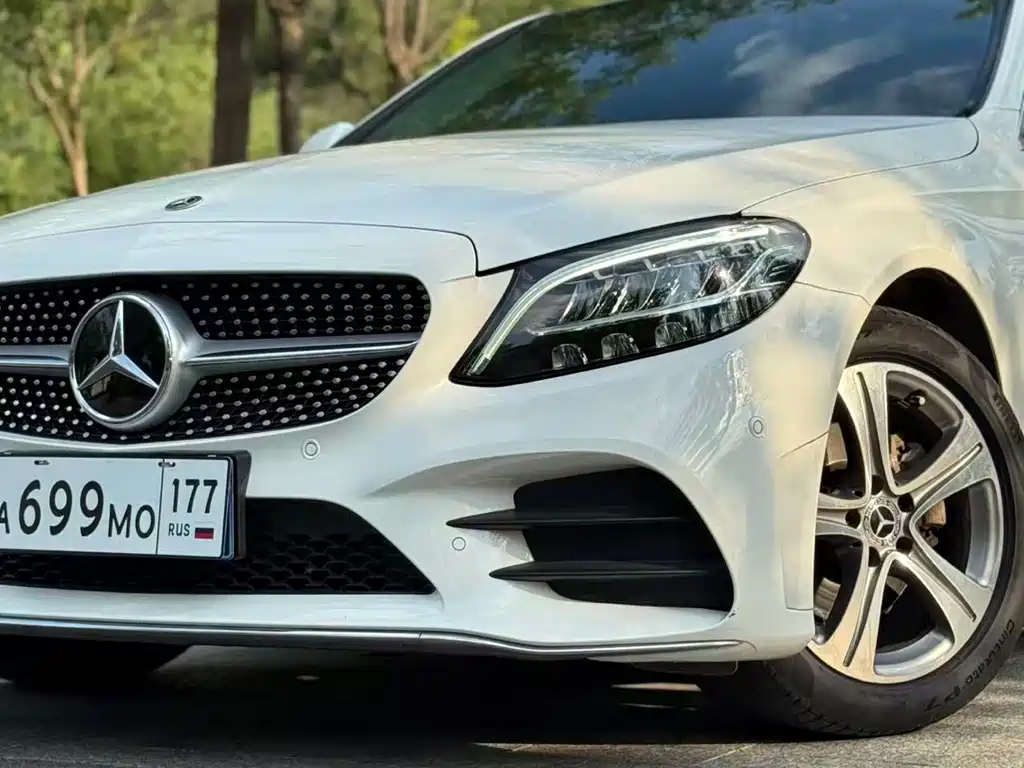 Mercedes-Benz C-Class 2021