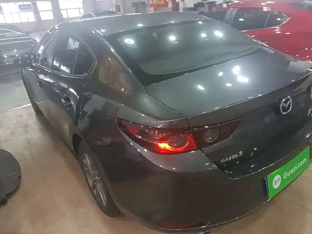Mazda 3 Angkesela 2020