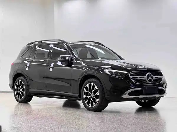 Mercedes-Benz GLC 2023