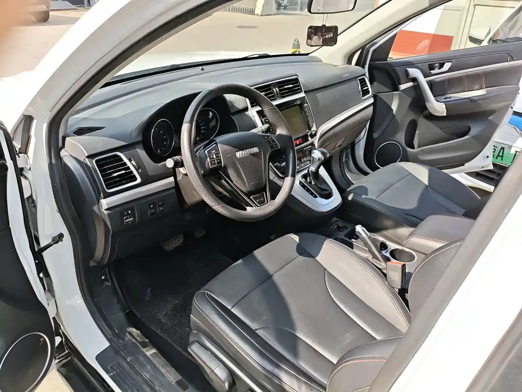Haval M6 2019 — фото 14