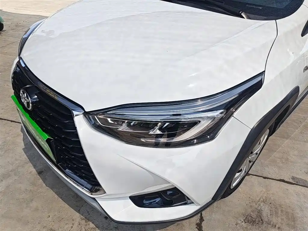 Toyota Yaris L 2021 — фото 24
