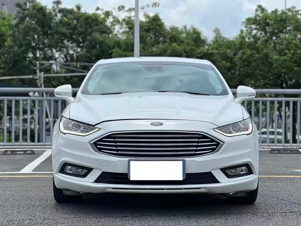 Ford Mondeo 2017 — фото 2