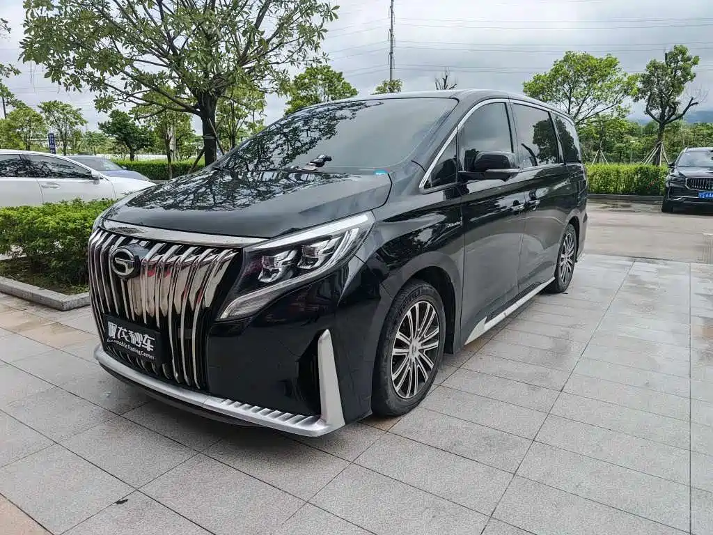 GAC Trumpchi M8 2022 — фото 1