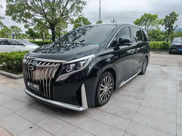 GAC Trumpchi M8 2022