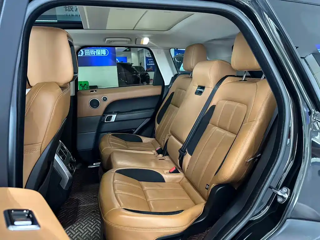 Land Rover Sport 2021 — фото 14