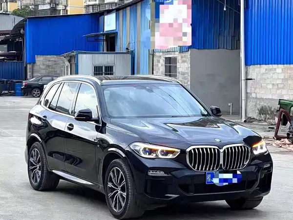 BMW X5 2021