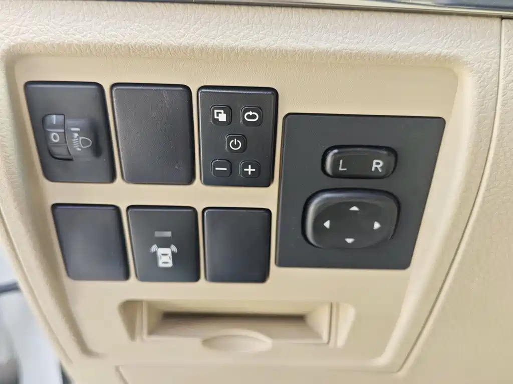 Toyota Land Cruiser 2019 — фото 6