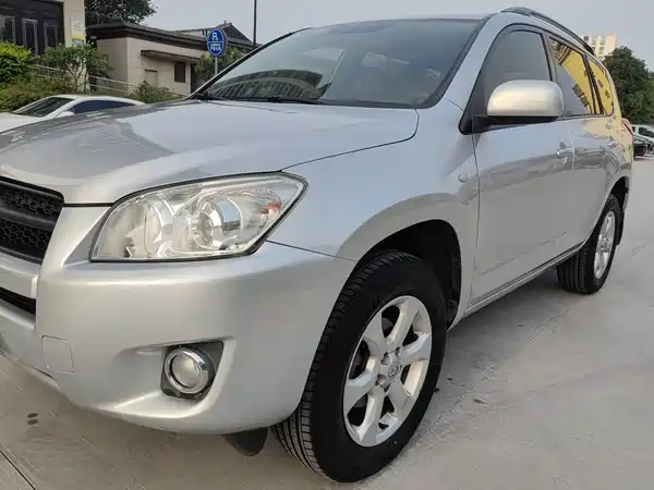 Toyota RAV4 2012