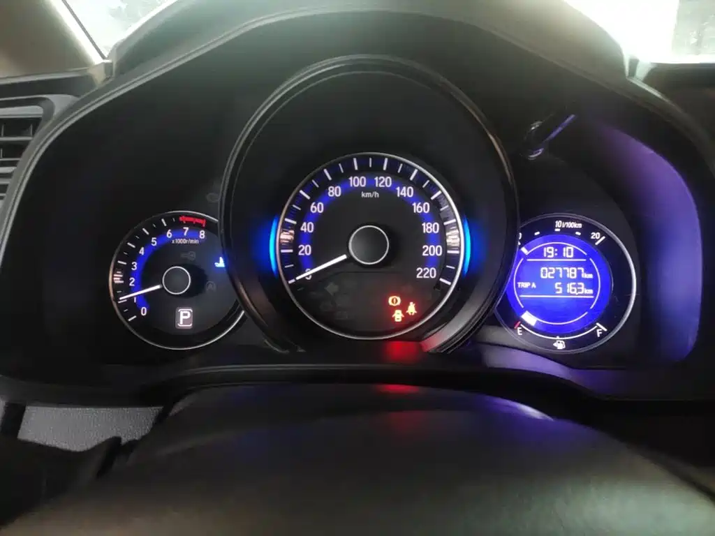 Honda Fit 2017 — фото 12