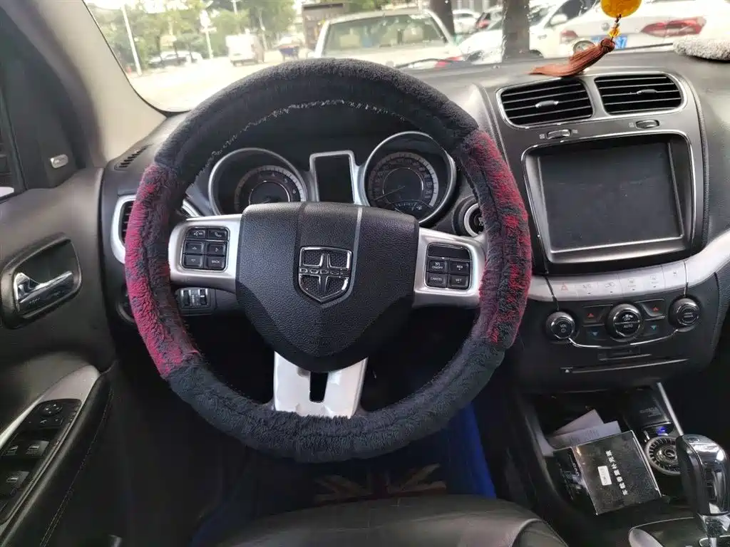 Dodge Journey 2016 — фото 7