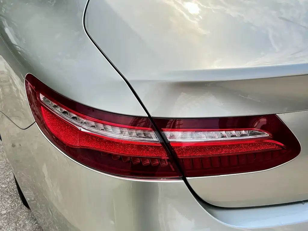Mercedes-Benz E-Class 2017 — фото 13