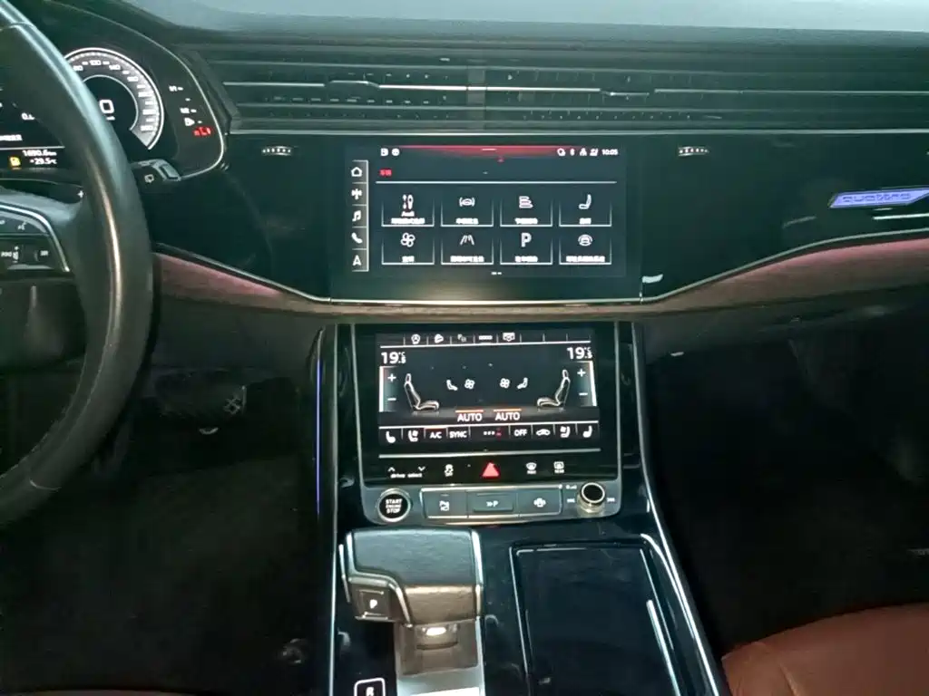 Audi Q7 2021 — фото 13