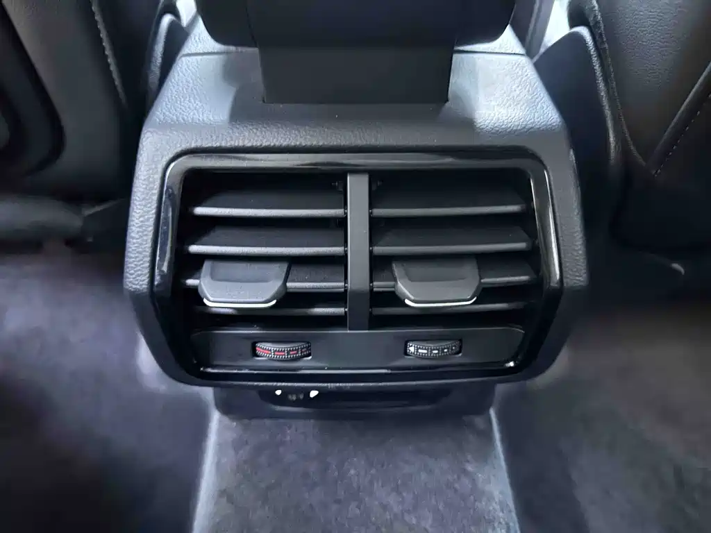 Audi Q3 2023 — фото 13