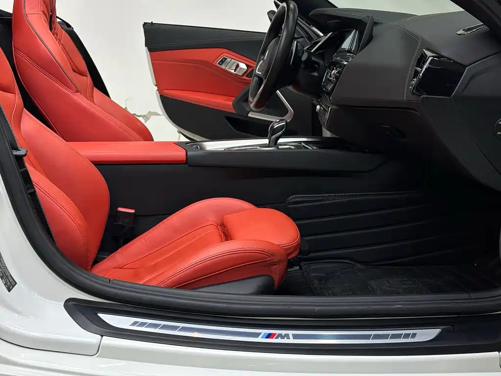 BMW Z4 2021 — фото 16