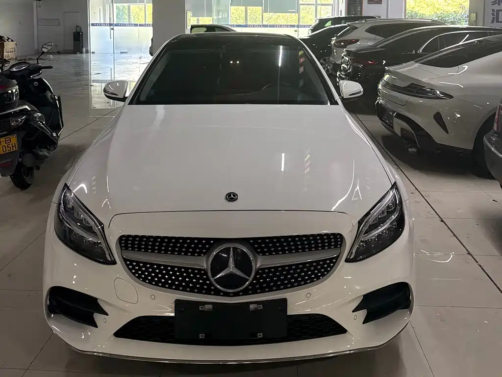 Mercedes-Benz C-Class 2021