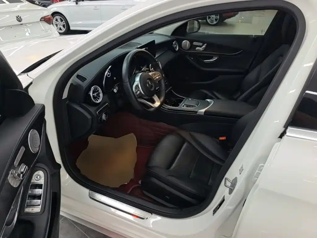 Mercedes-Benz C-Class 2020 — фото 15