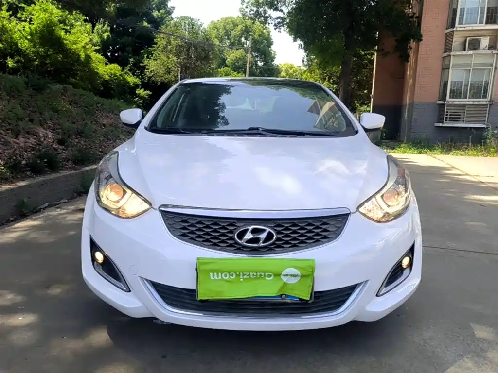 Hyundai Elantra Langdong 2016 — фото 3