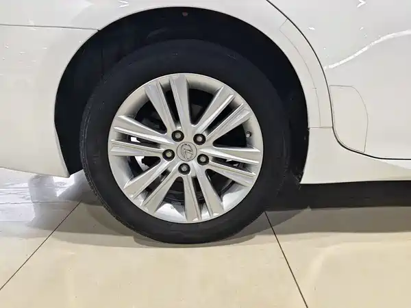 Lexus ES 2014