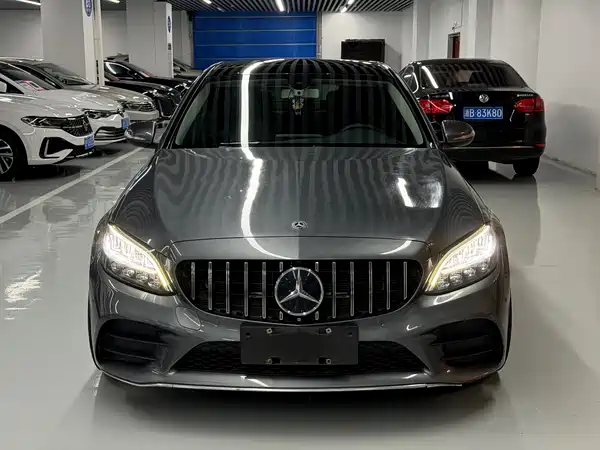 Mercedes-Benz C-Class 2019