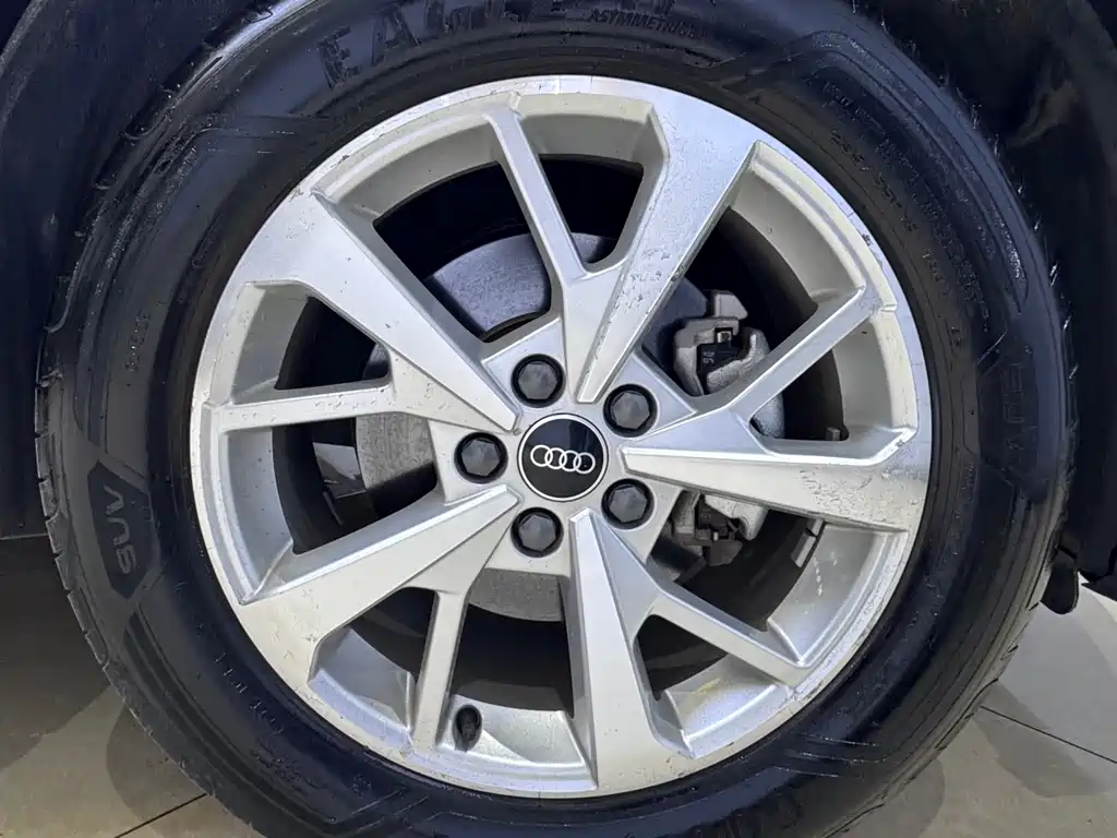 Audi Q3 Sportback 2022 — фото 25