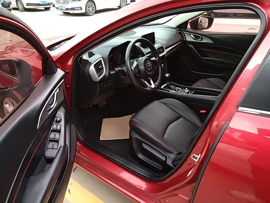 Mazda 3 Angkesela 2018 — фото 15