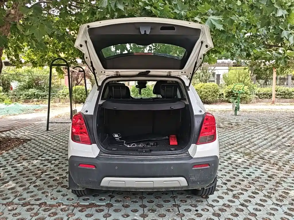Chevrolet Trax 2015 — фото 19