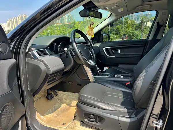 Land Rover Discovery Sport 2019