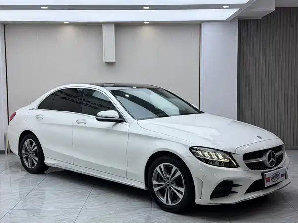 Mercedes-Benz C-Class 2020