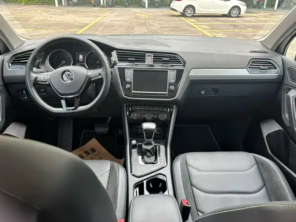 Volkswagen Tiguan L 2018