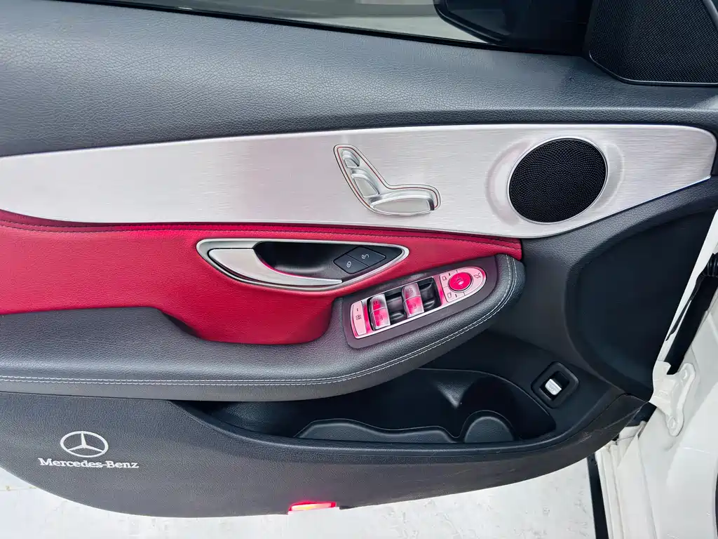 Mercedes-Benz C-Class 2020 — фото 13